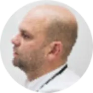 Dr Robert Repeć