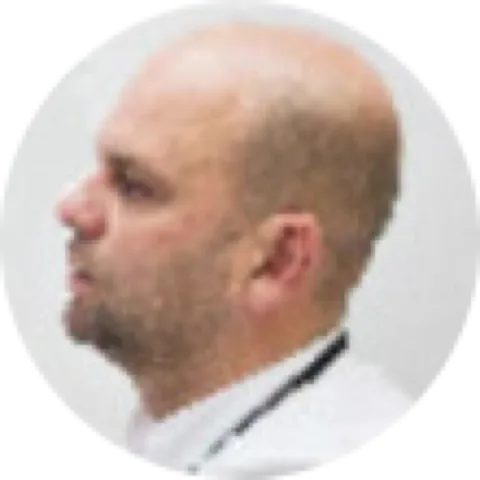 Dr Robert Repeć